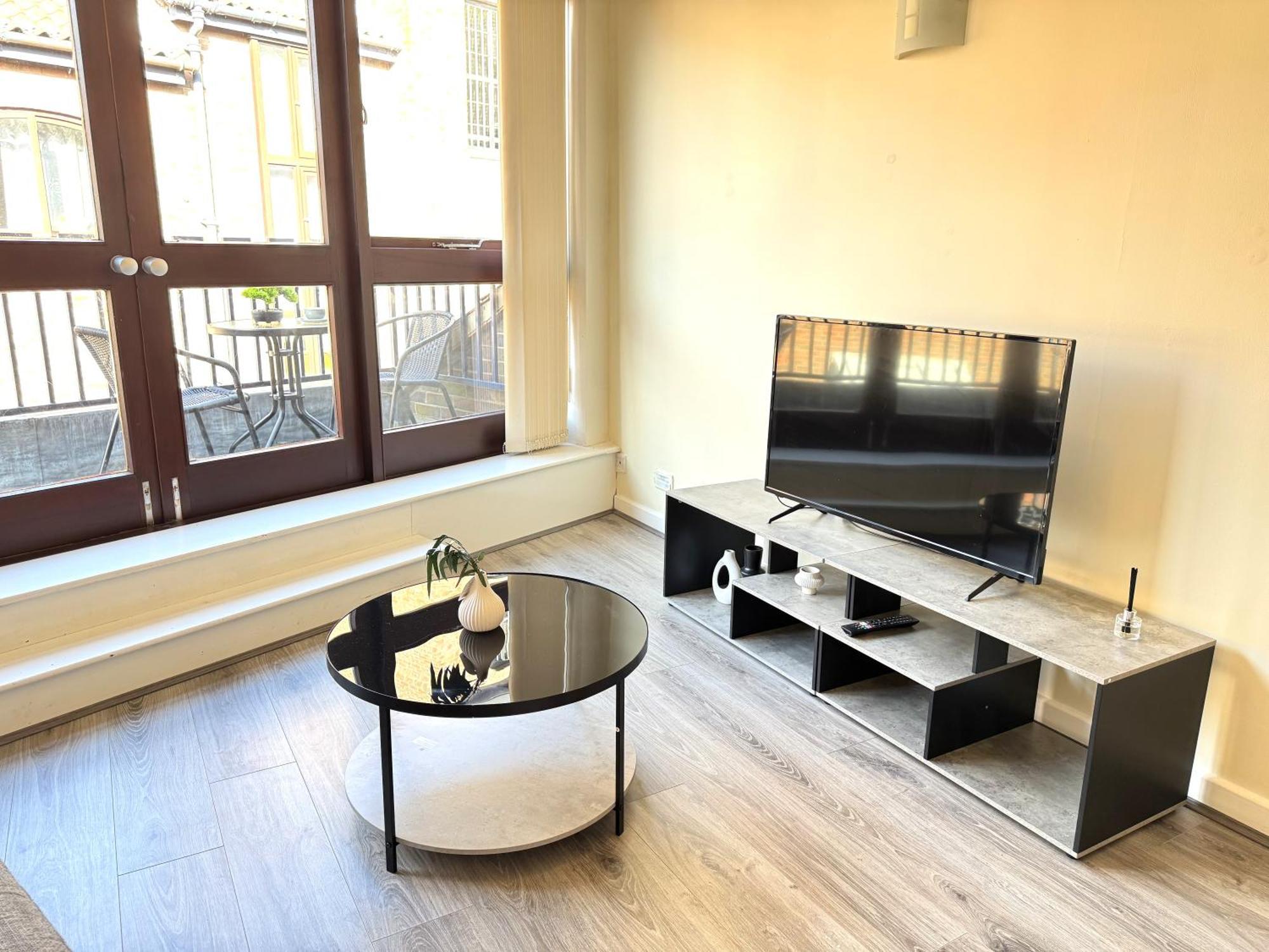 Centre Flat With View York